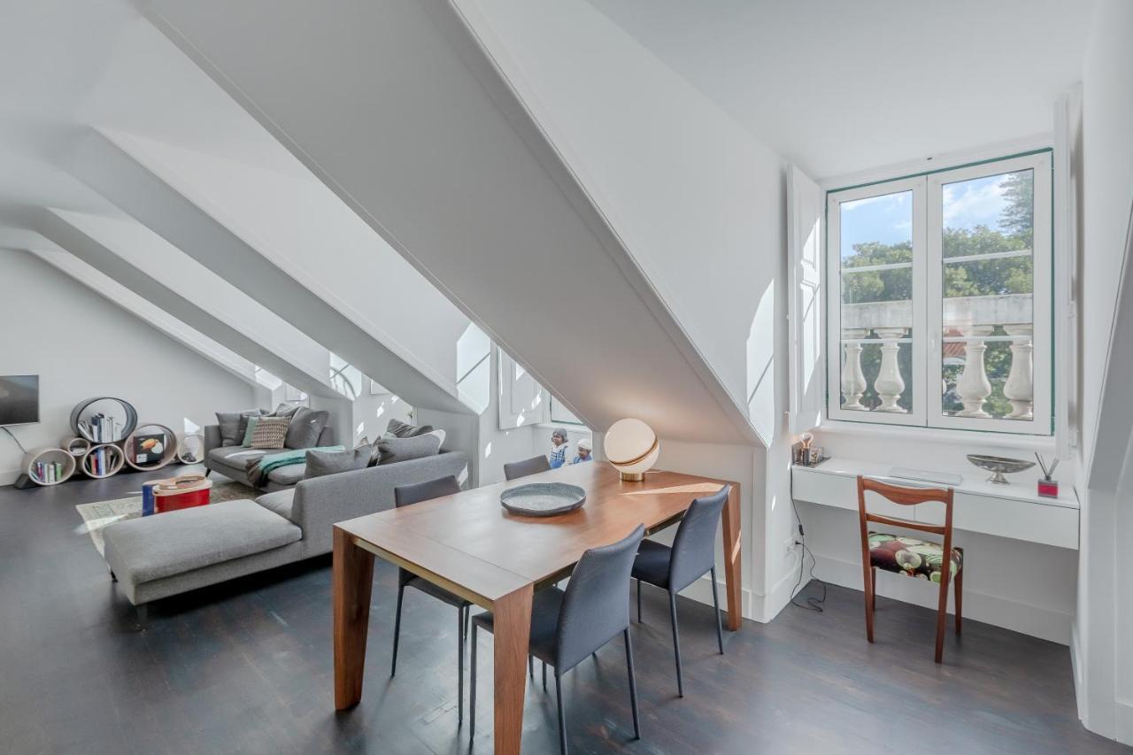 Principe Real Charming Garden View Flat At The Heart Of Lisbon Apartment Exterior photo